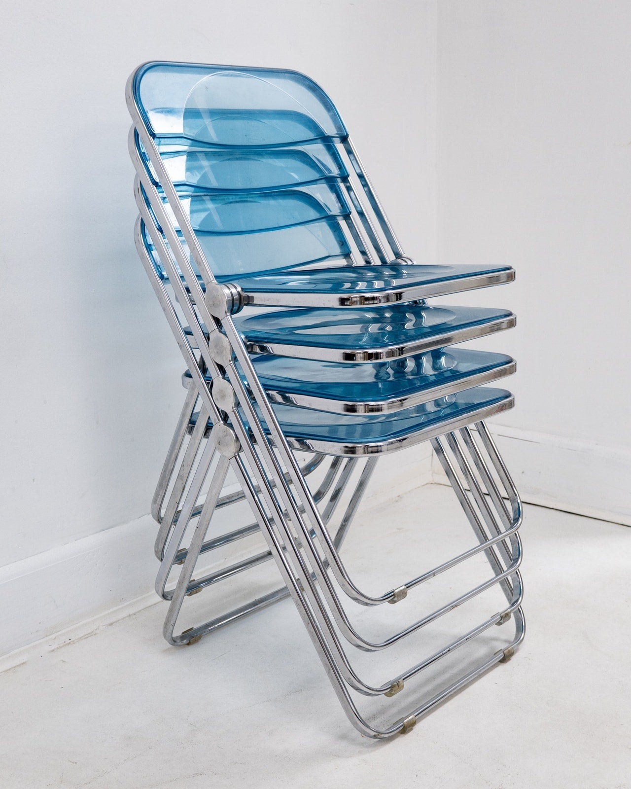 1970s Italian “Plia” Blue Lucite Folding Chairs by Giancarlo Piretti for Anonima Castelli