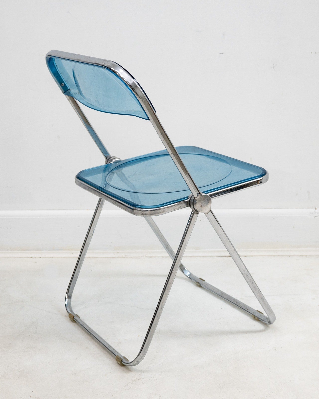 1970s Italian “Plia” Blue Lucite Folding Chairs by Giancarlo Piretti for Anonima Castelli