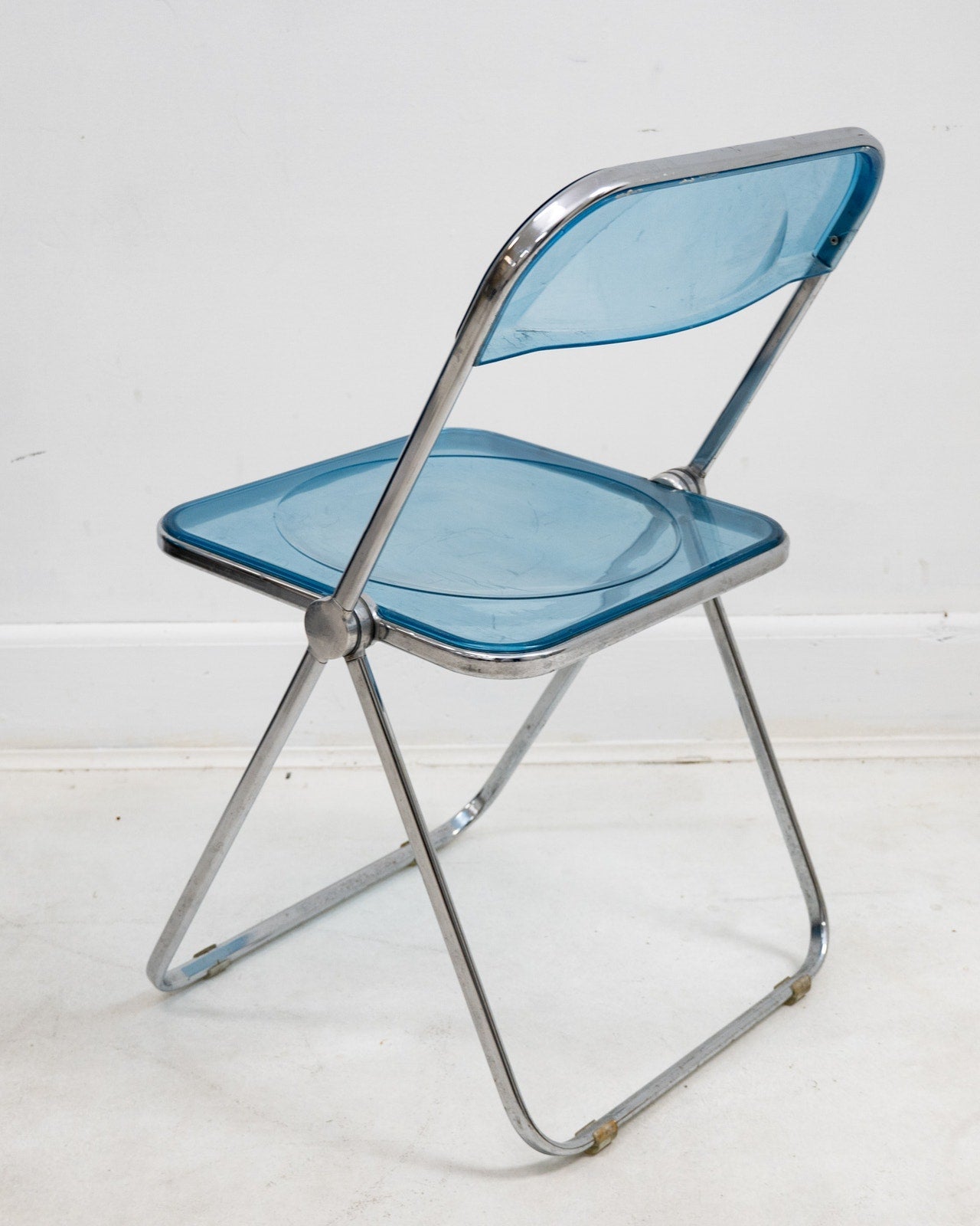 1970s Italian “Plia” Blue Lucite Folding Chairs by Giancarlo Piretti for Anonima Castelli