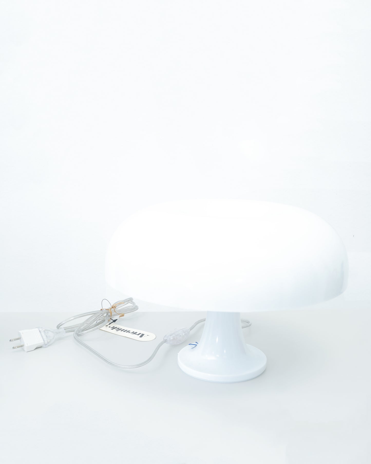 Nesso Table Lamp by Giancarlo Mattioli for Artemide