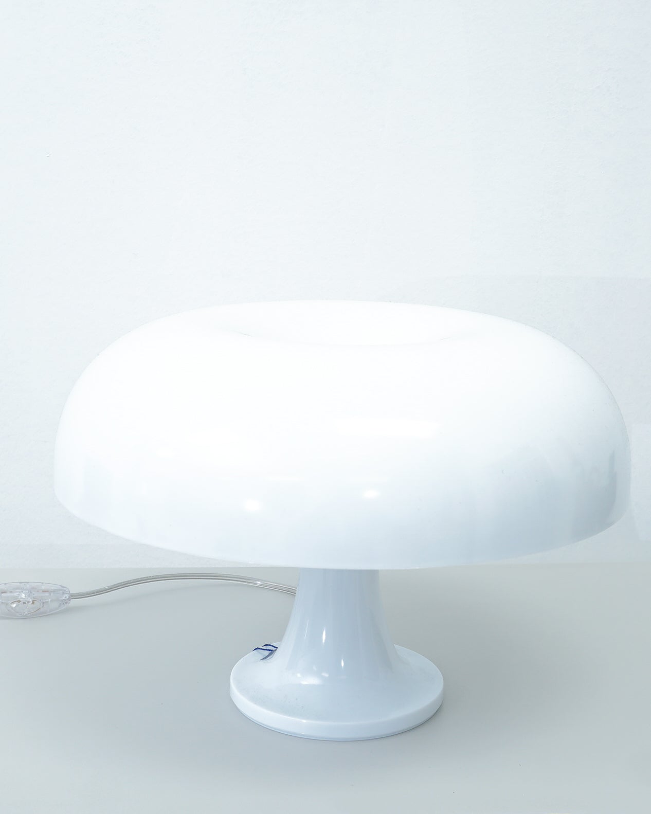 Nesso Table Lamp by Giancarlo Mattioli for Artemide