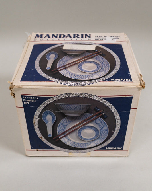 1970s Mandarin 20 Piece Dinner Set Plates