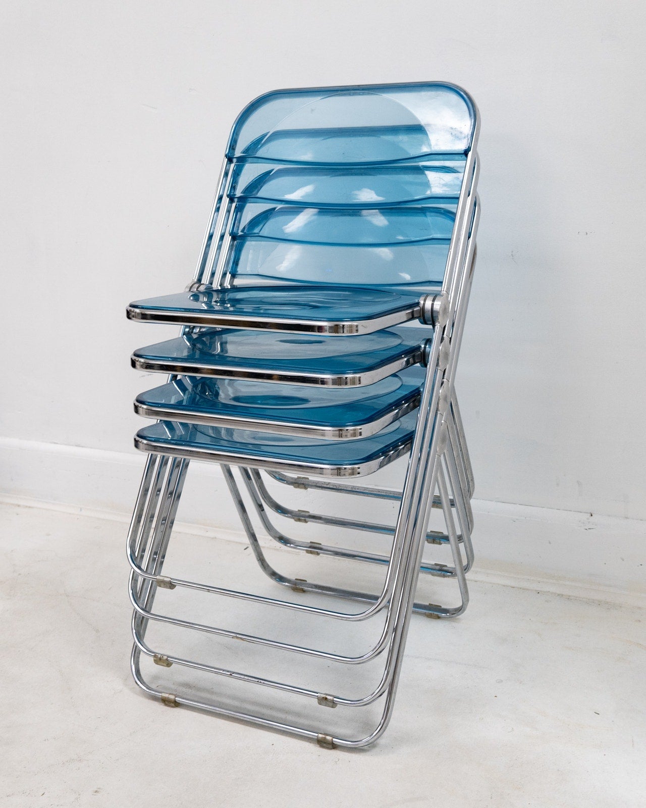 1970s Italian “Plia” Blue Lucite Folding Chairs by Giancarlo Piretti for Anonima Castelli