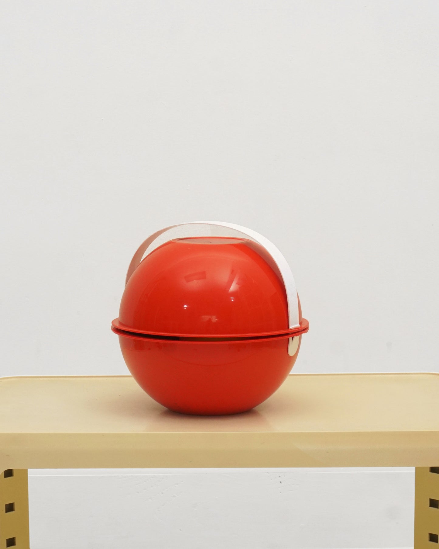 1970s Ingrid Chicago “Party Ball”Primary Colors Melamine Picnic Ball Set