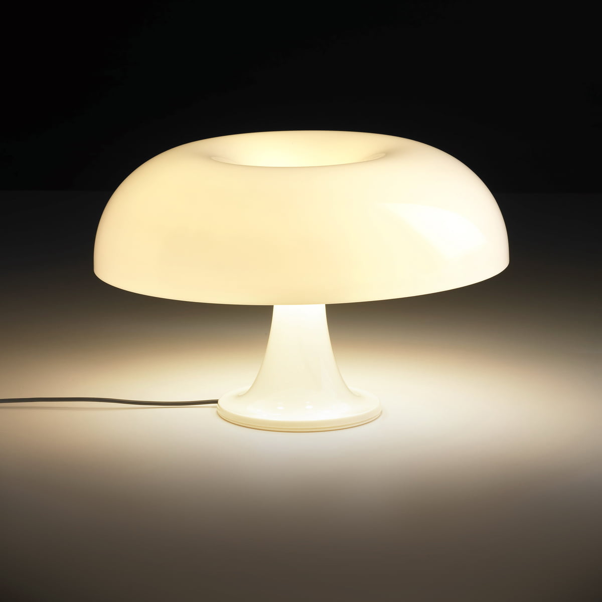 Nesso Table Lamp by Giancarlo Mattioli for Artemide