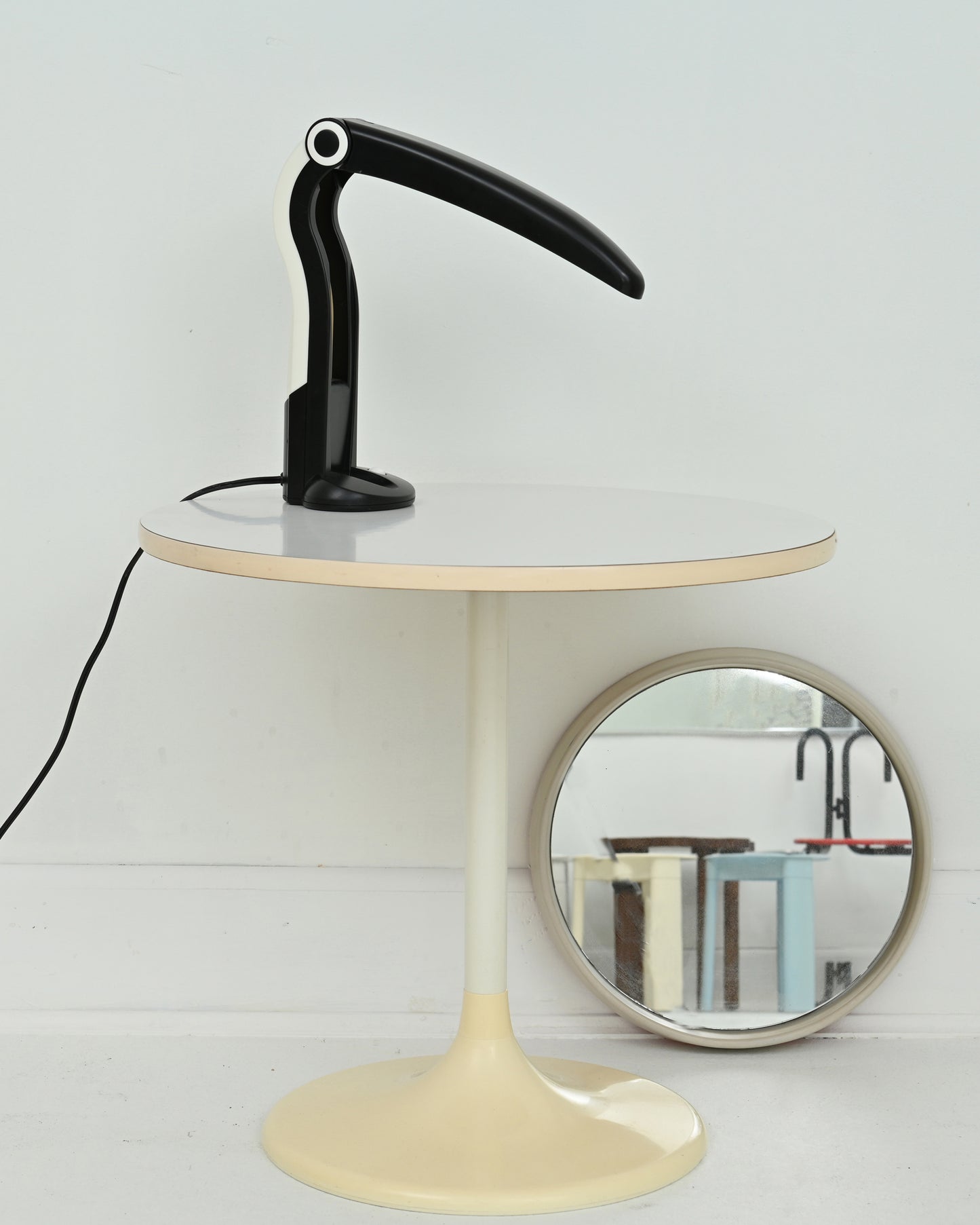 1990s Memphis Design Black Toucan Table Lamp by H.T. Huang for Huangslite