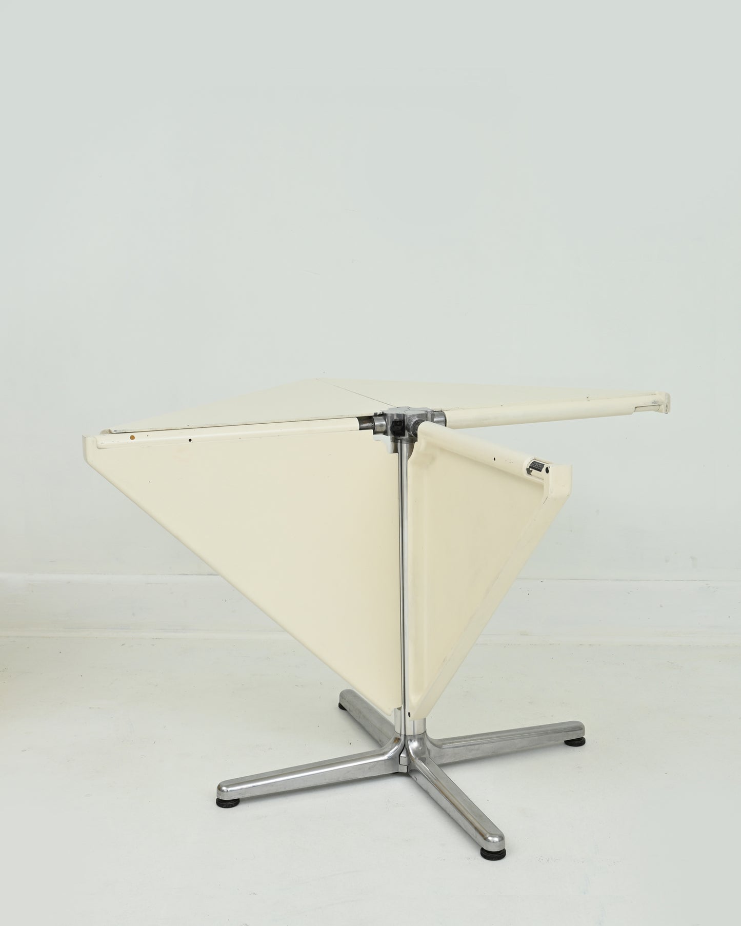 1970s Plano Folding Table by Giancarlo Piretti for Castelli