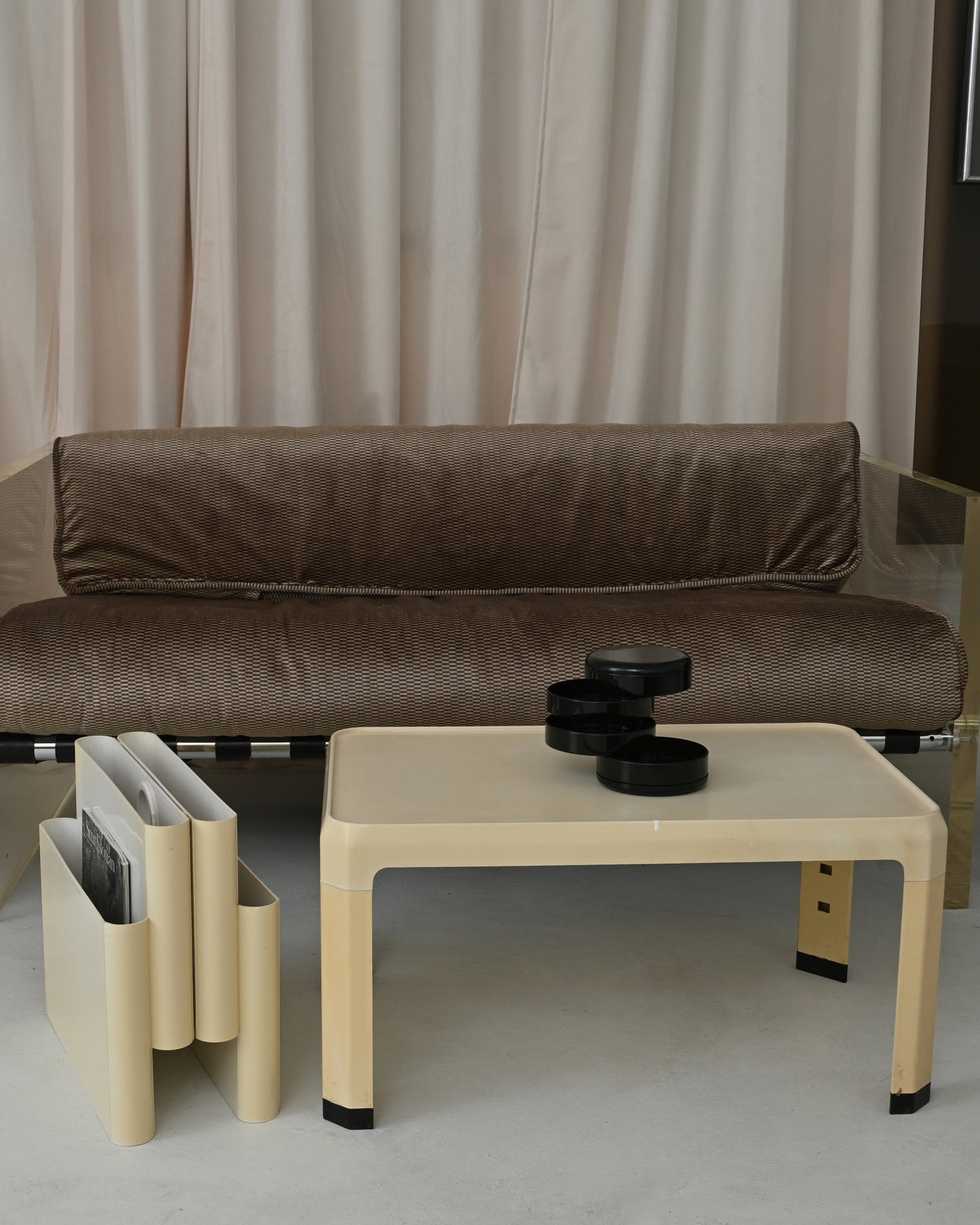 1960s Petite Cream Coffee Table by Alberto Rosselli for Kartell