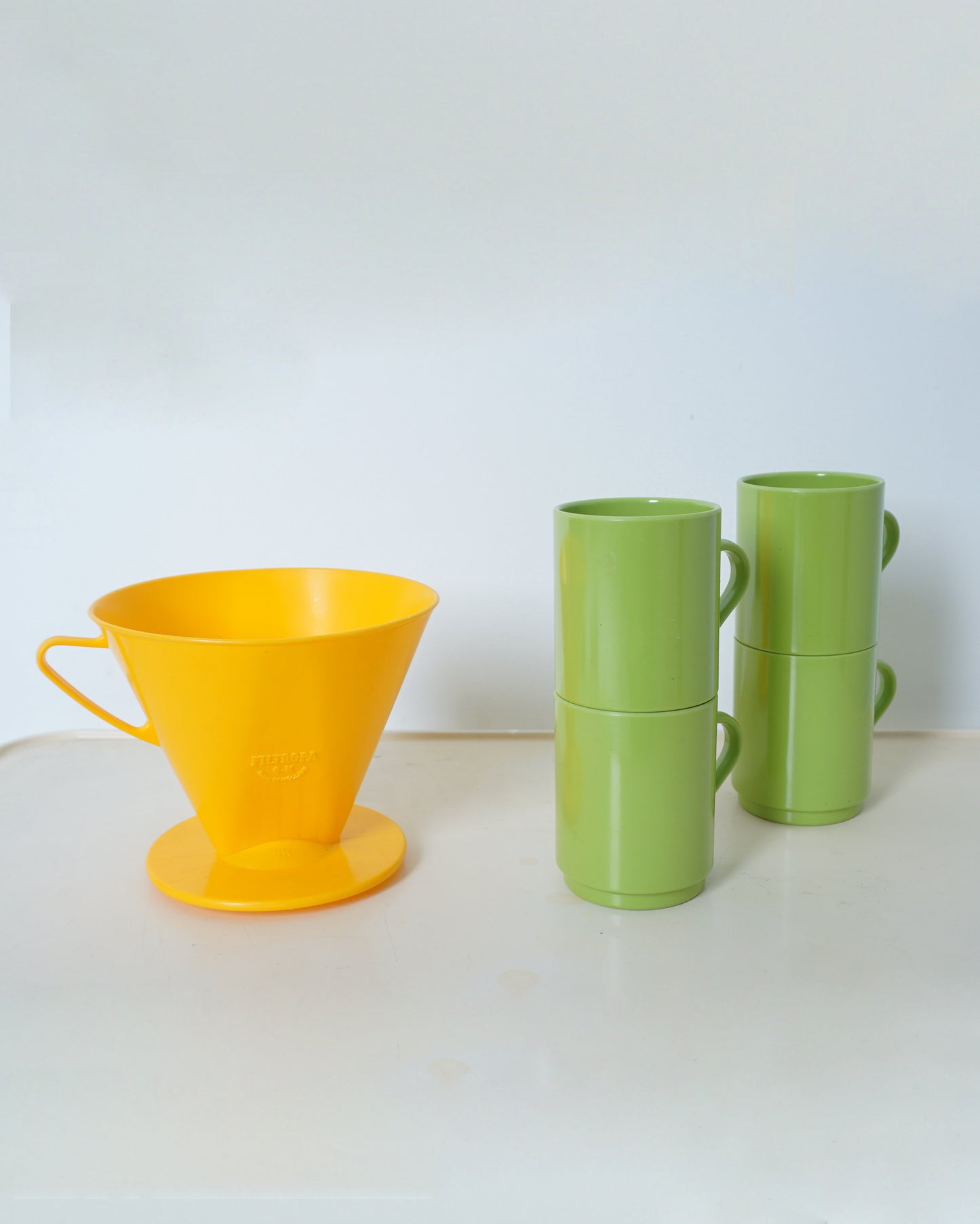 1970s Space Age Stacking Green Melamine Mug Set