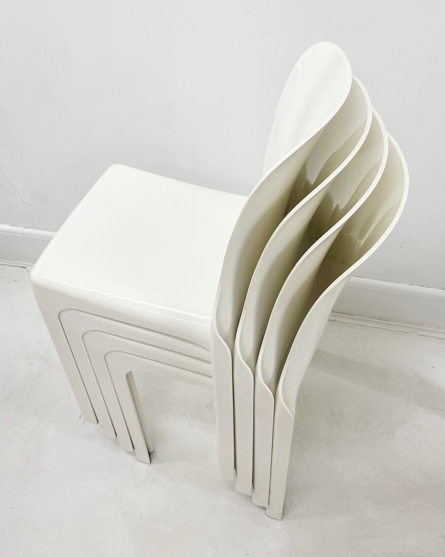 1960s White Selene Stacking Chairs by Vico Magistretti for Heller