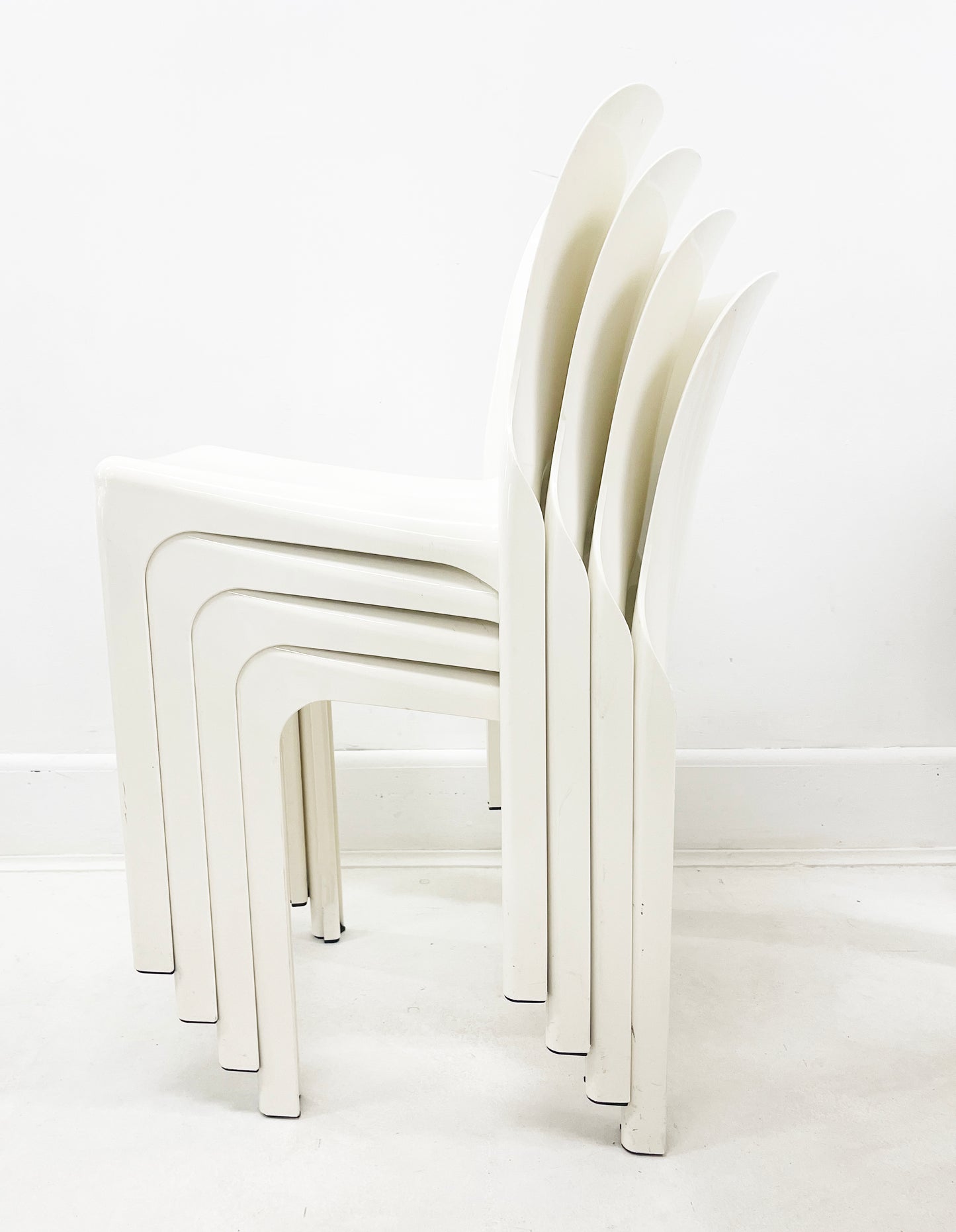 1960s White Selene Stacking Chairs by Vico Magistretti for Heller