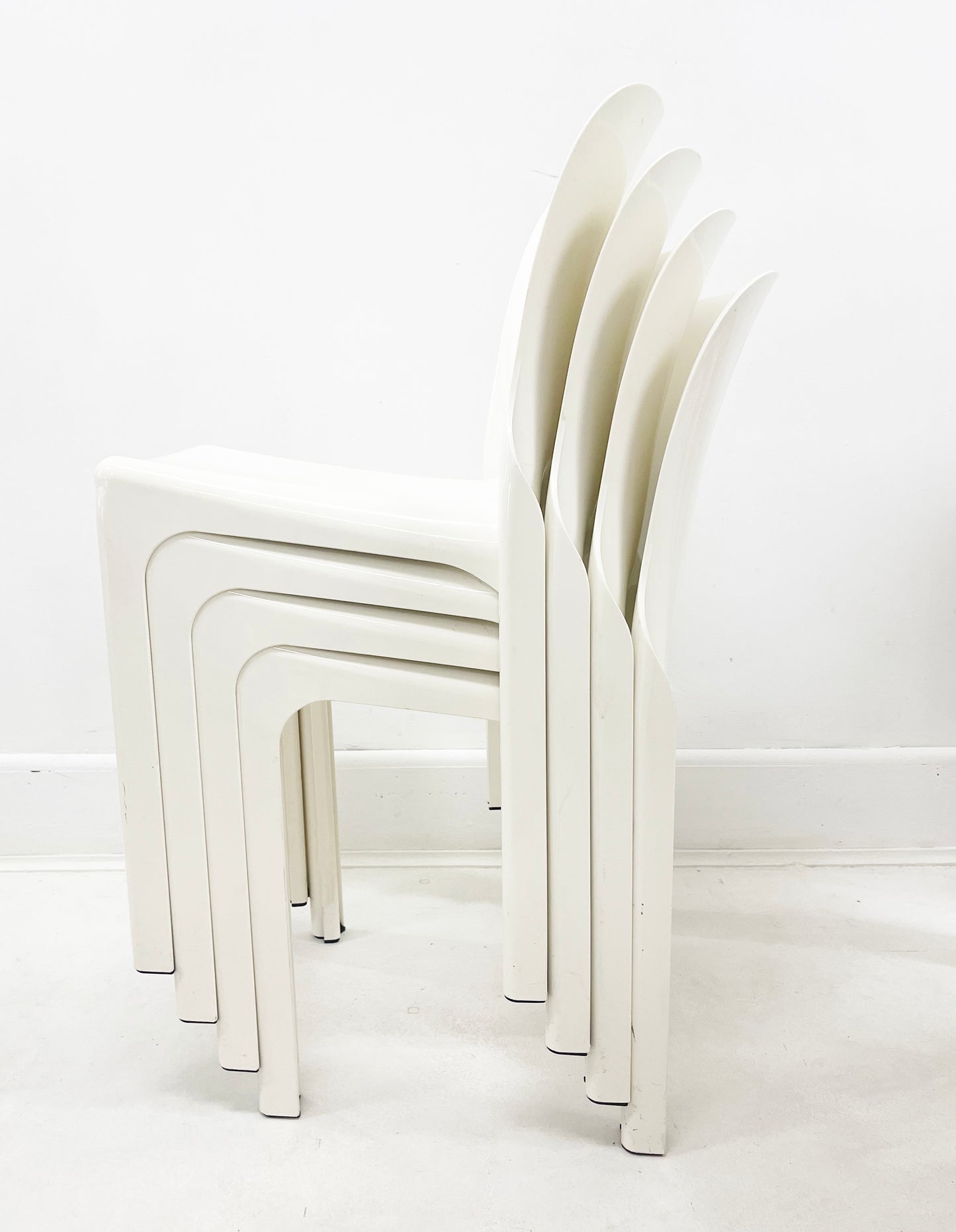 1960s White Selene Stacking Chairs by Vico Magistretti for Heller