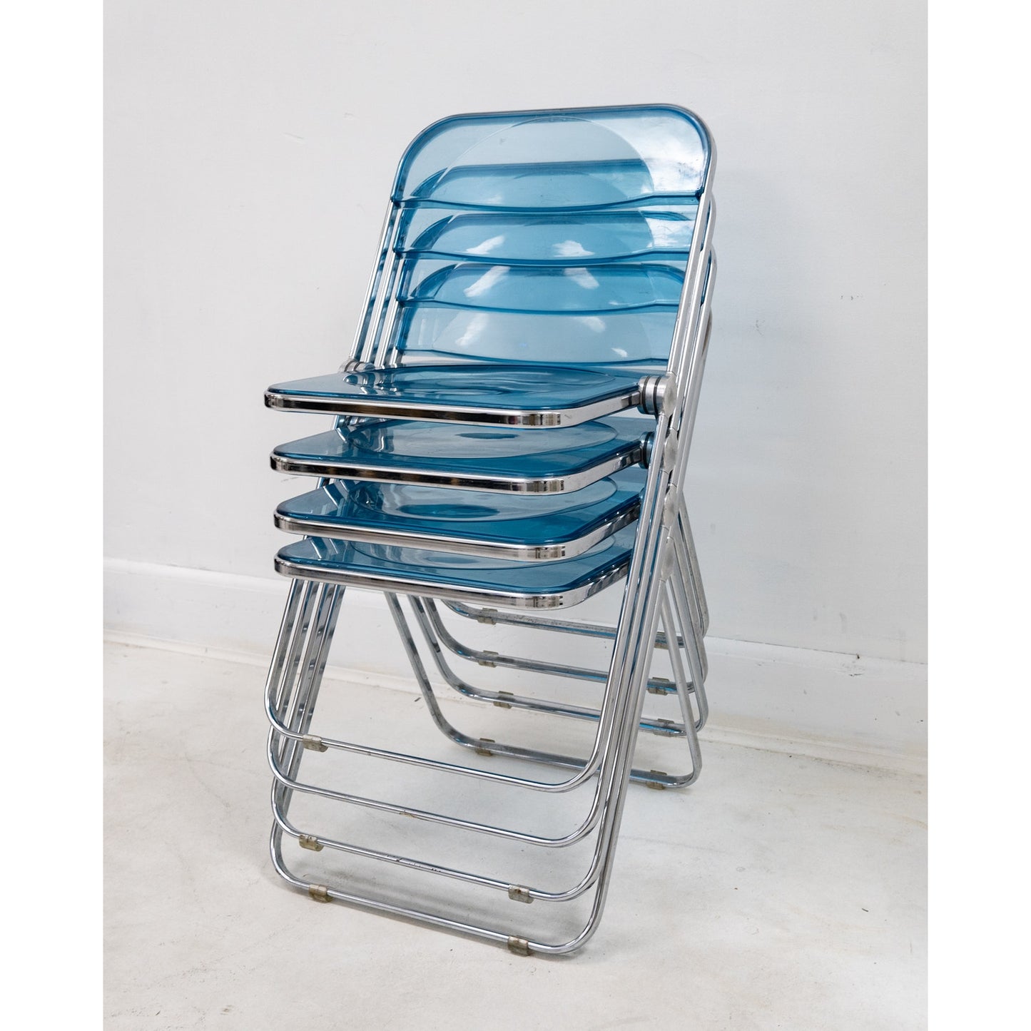 1970s Italian “Plia” Blue Lucite Folding Chairs by Giancarlo Piretti for Anonima Castelli