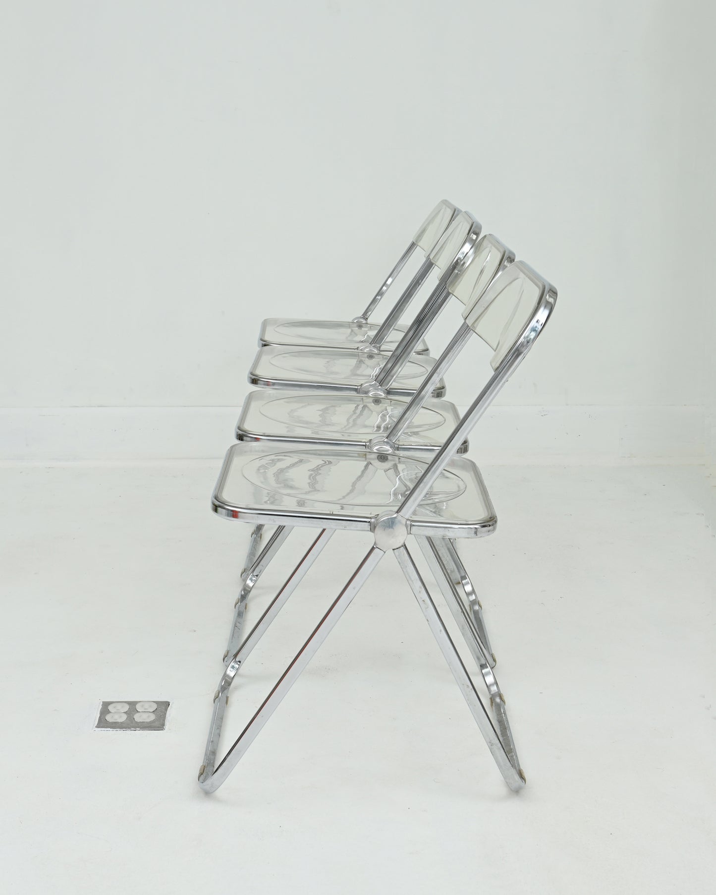 1960s Italian “Plia” Clear Lucite Folding Chair by Giancarlo Piretti for Anonima Castelli