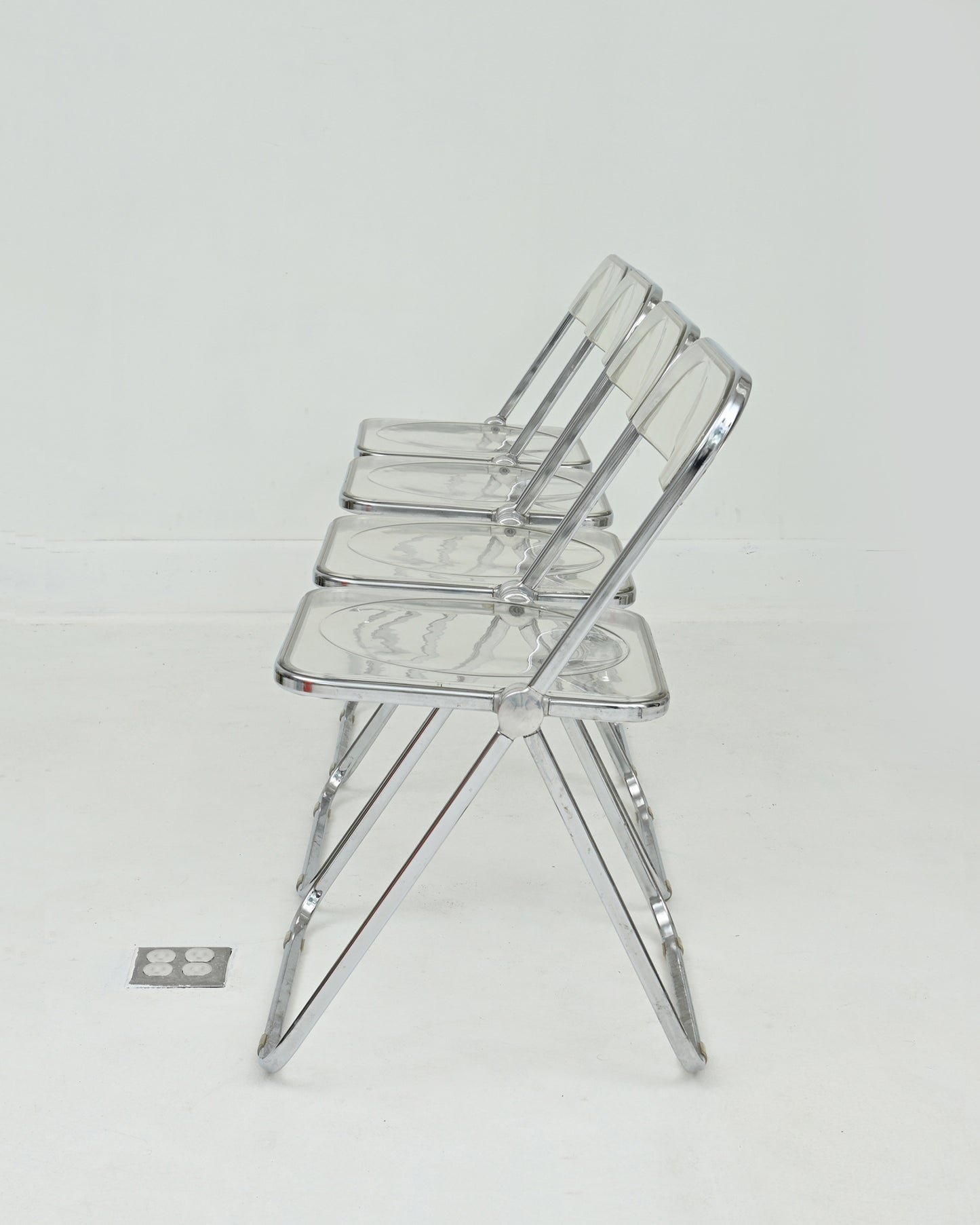 1960s Italian “Plia” Clear Lucite Folding Chair by Giancarlo Piretti for Anonima Castelli