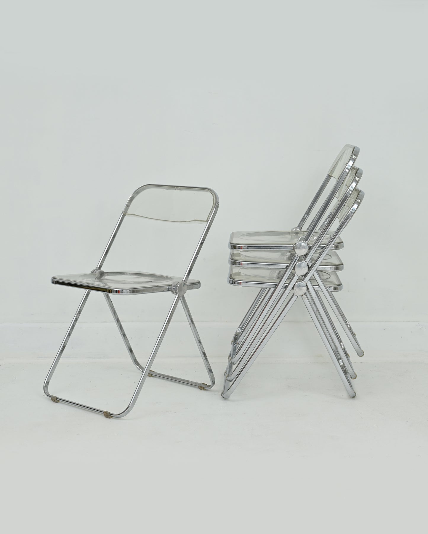 1960s Italian “Plia” Clear Lucite Folding Chair by Giancarlo Piretti for Anonima Castelli