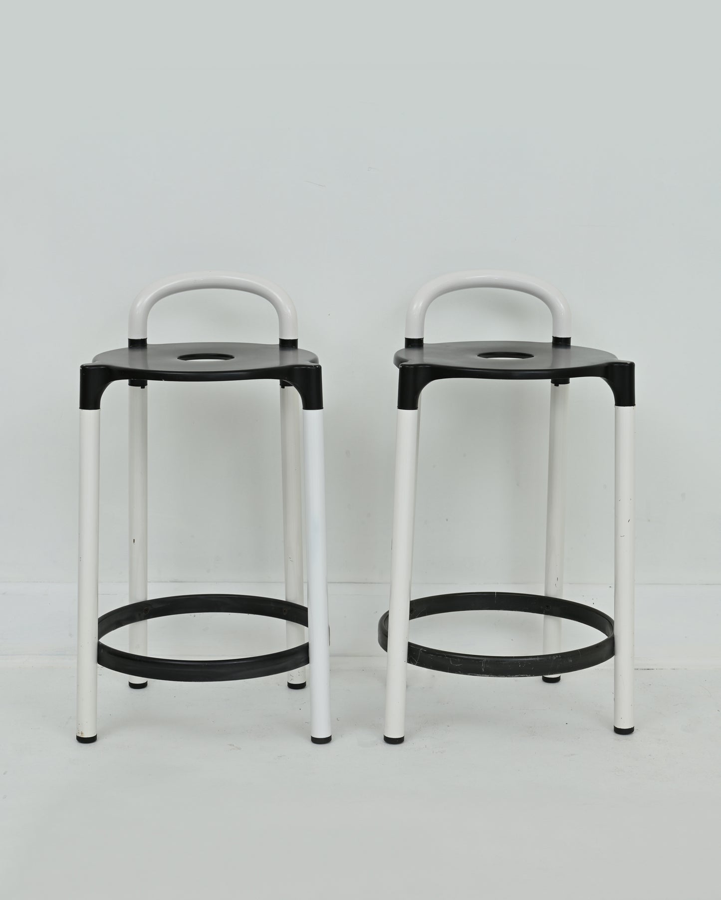 1980s Pair of Black and White Polo Stools by Anna Castelli Ferrieri for Kartell