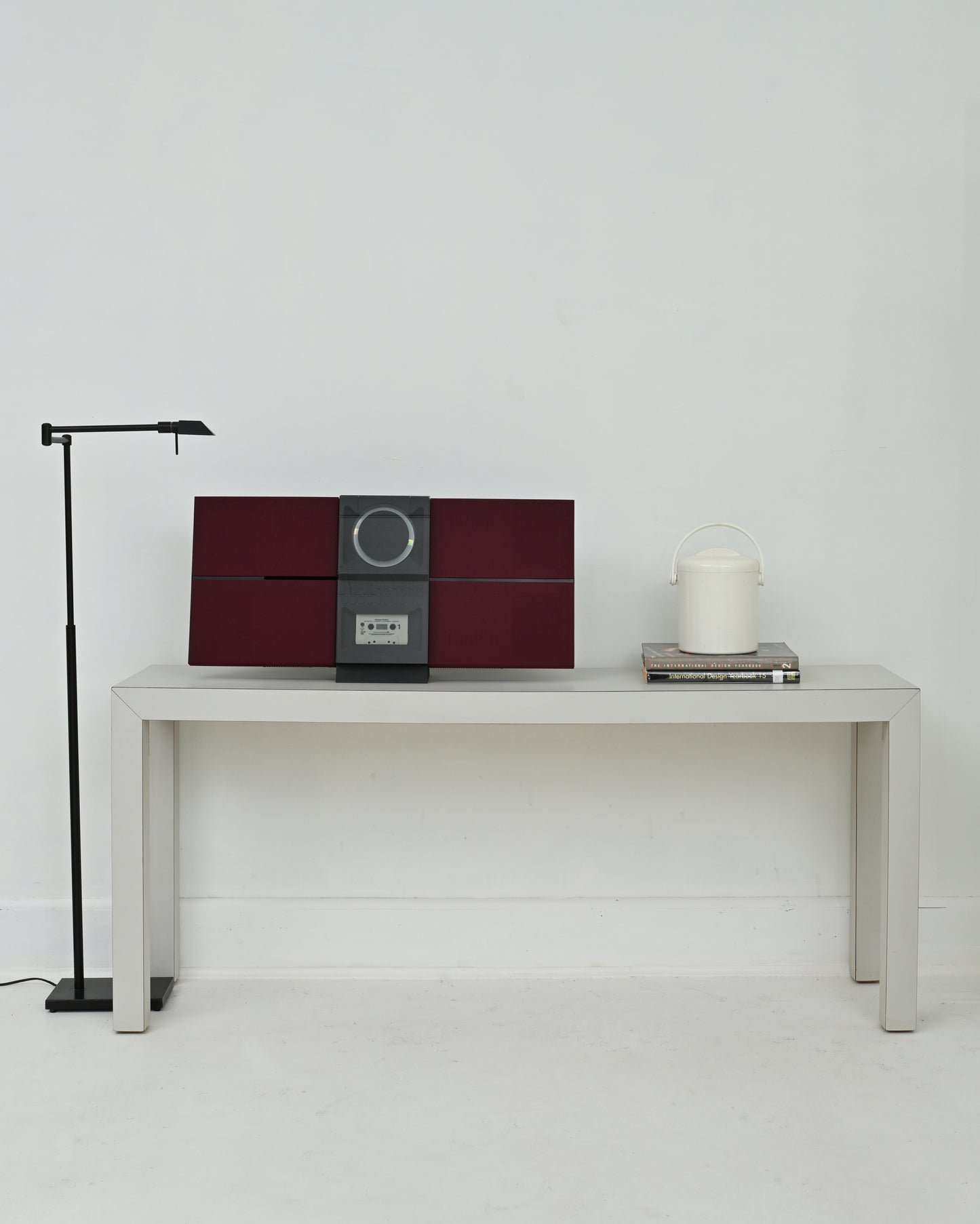 1990s Beosound "Century" 2651 Stereo System by Davide Lewis for Bang & Olufsen