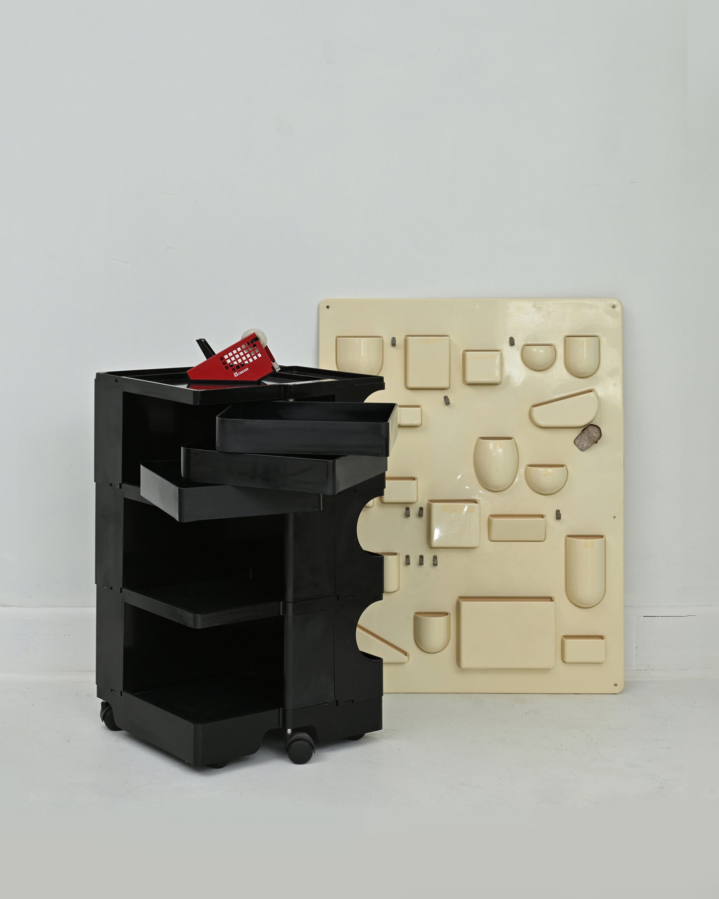 1960s Cream “Utensilo 1” Plastic Wall Storage Unit by Dorothee Maurer Becker for Design M